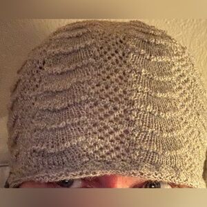 100% baby alpaca beanie made in Peru warm cozy fashion quiet luxury